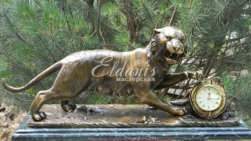 Bronze sculpture
